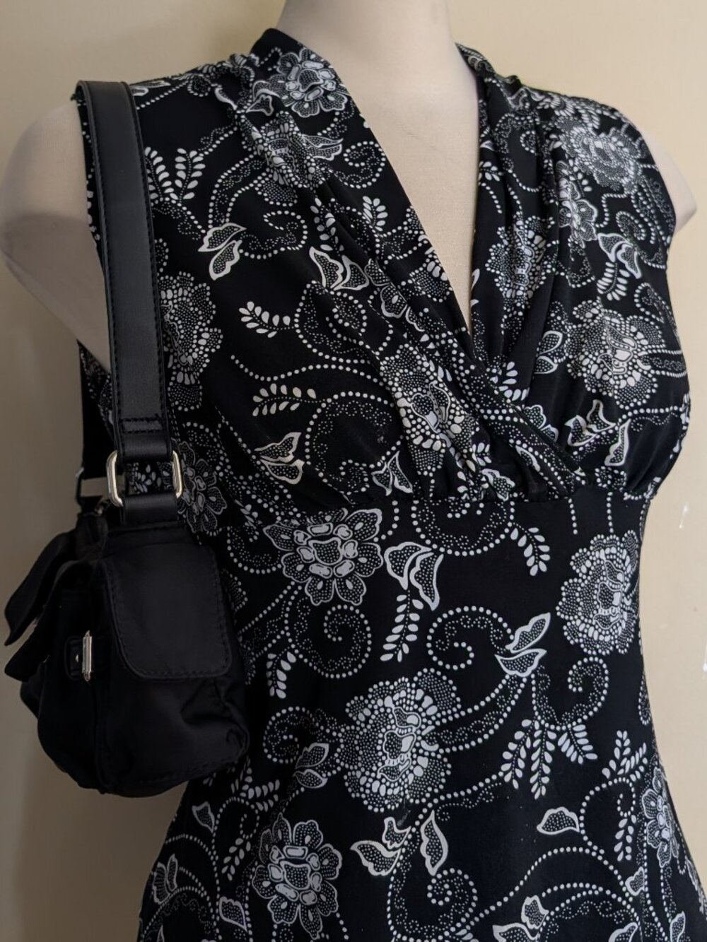 FUNKY Y2K FLORAL LOW CUT VINTAGE TOP